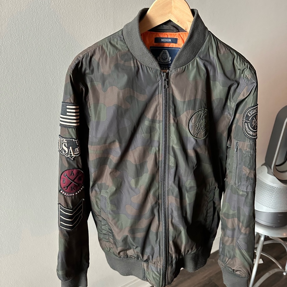 Camo bomber jacket with removable hood